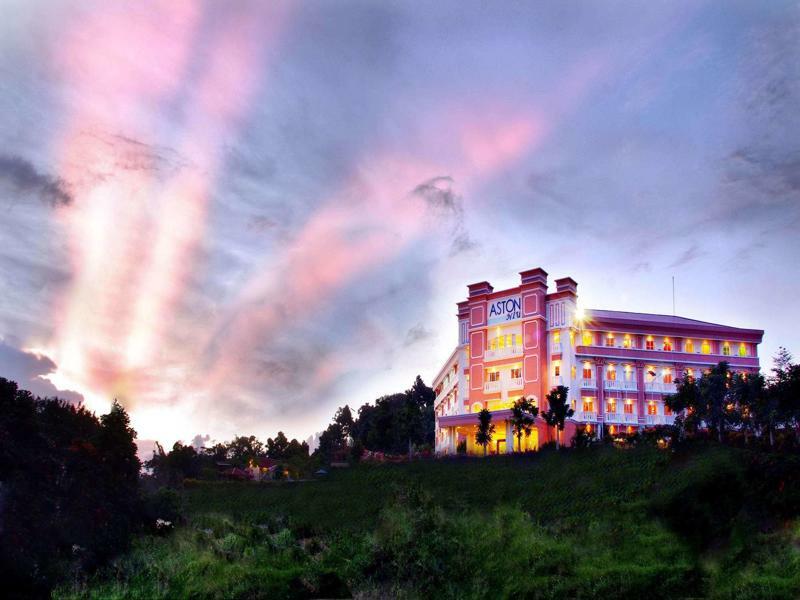 Aston Niu Manokwari Hotel & Conference Center Exterior foto